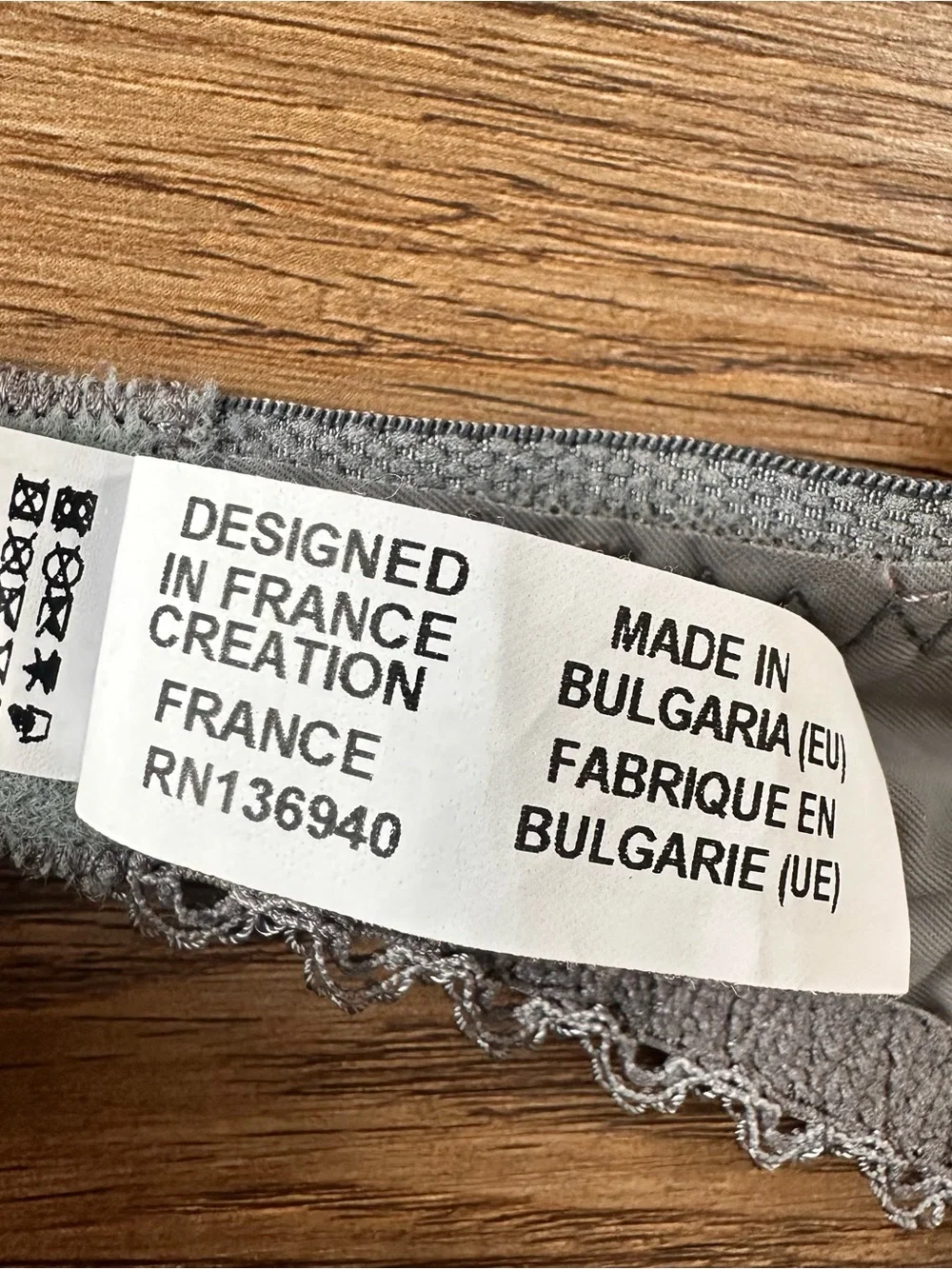 Lisa Charmel Antinea Lace Underwire Bra Gray Lace US 40C France Full Cup EUC